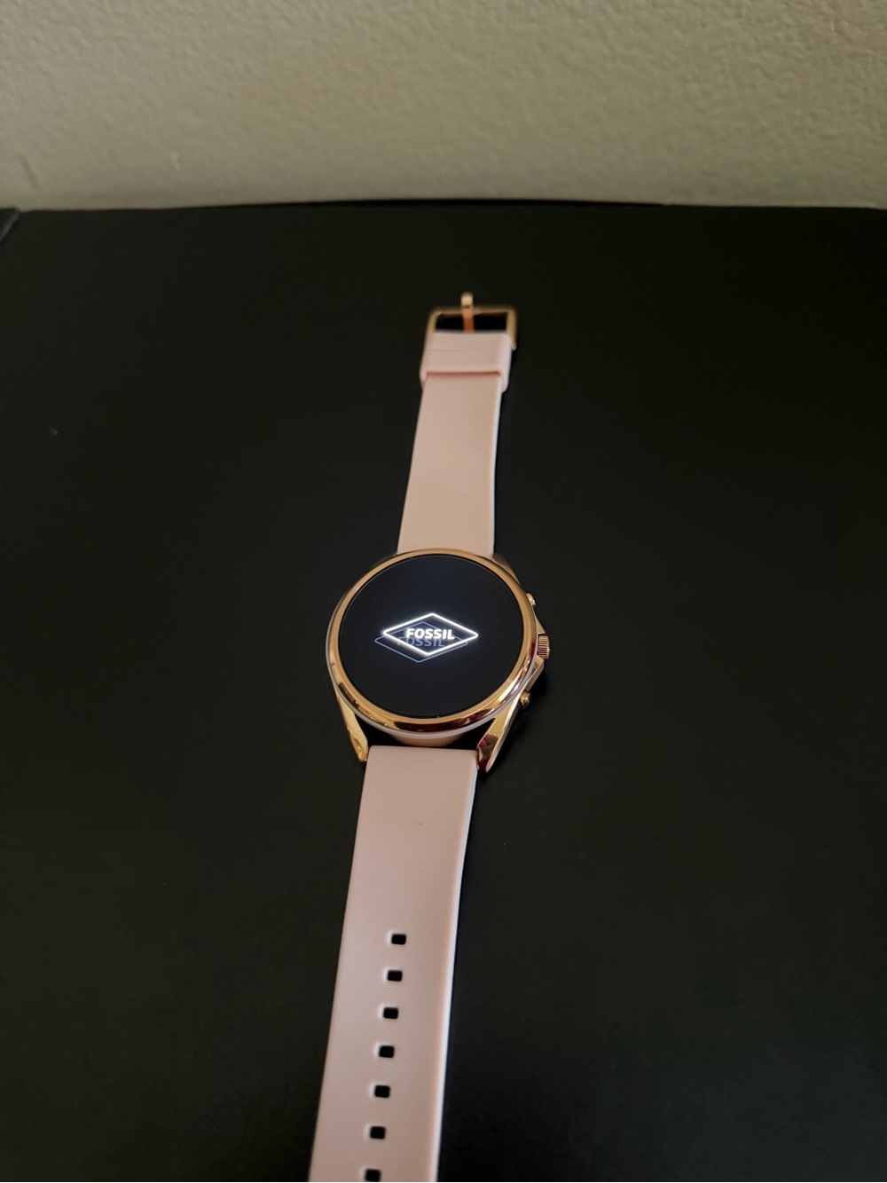 Fossil Pink Silicone LTE Smartwatch with Rose Gold Case